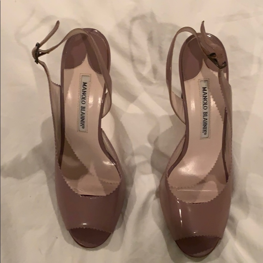 Manolo Blahnik Lavender/rose color. Size 7.5.